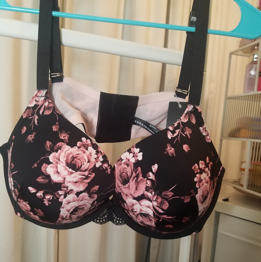 Torrid Pink Rose Black Push Up Plunge Bra 44D